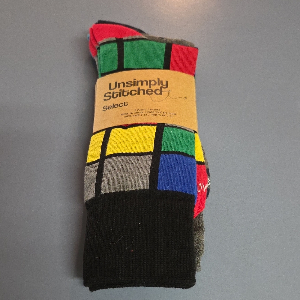 Three Pack Men's Geometric Casual Socks - Red, Blue, Yellow, Black